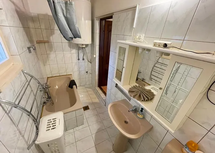 Fuegefa * Balatonmáriafürdő